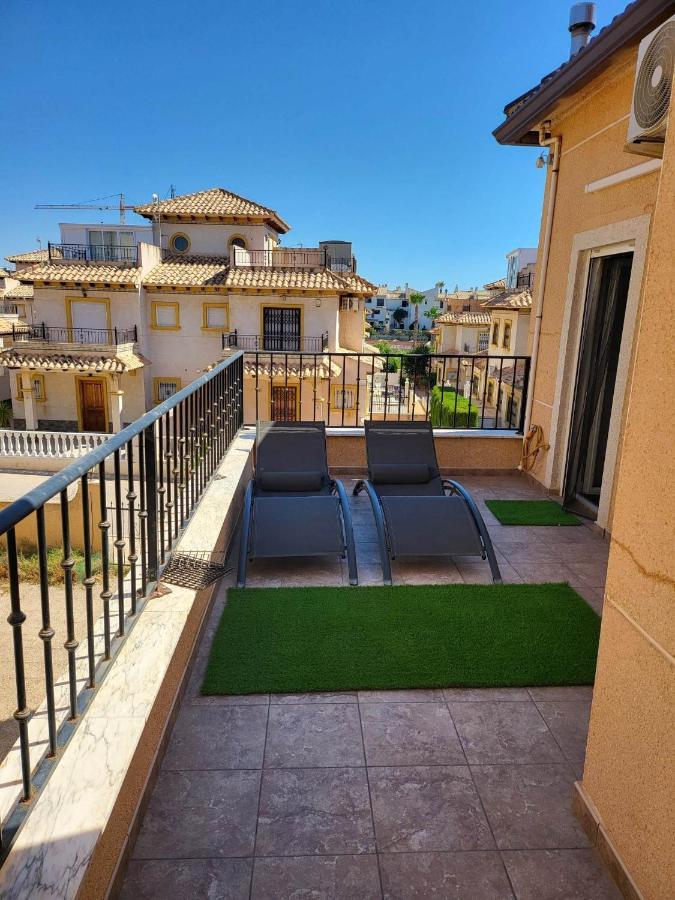 Hermoso Unifamiliar En La Zenia Villa Orihuela Eksteriør billede